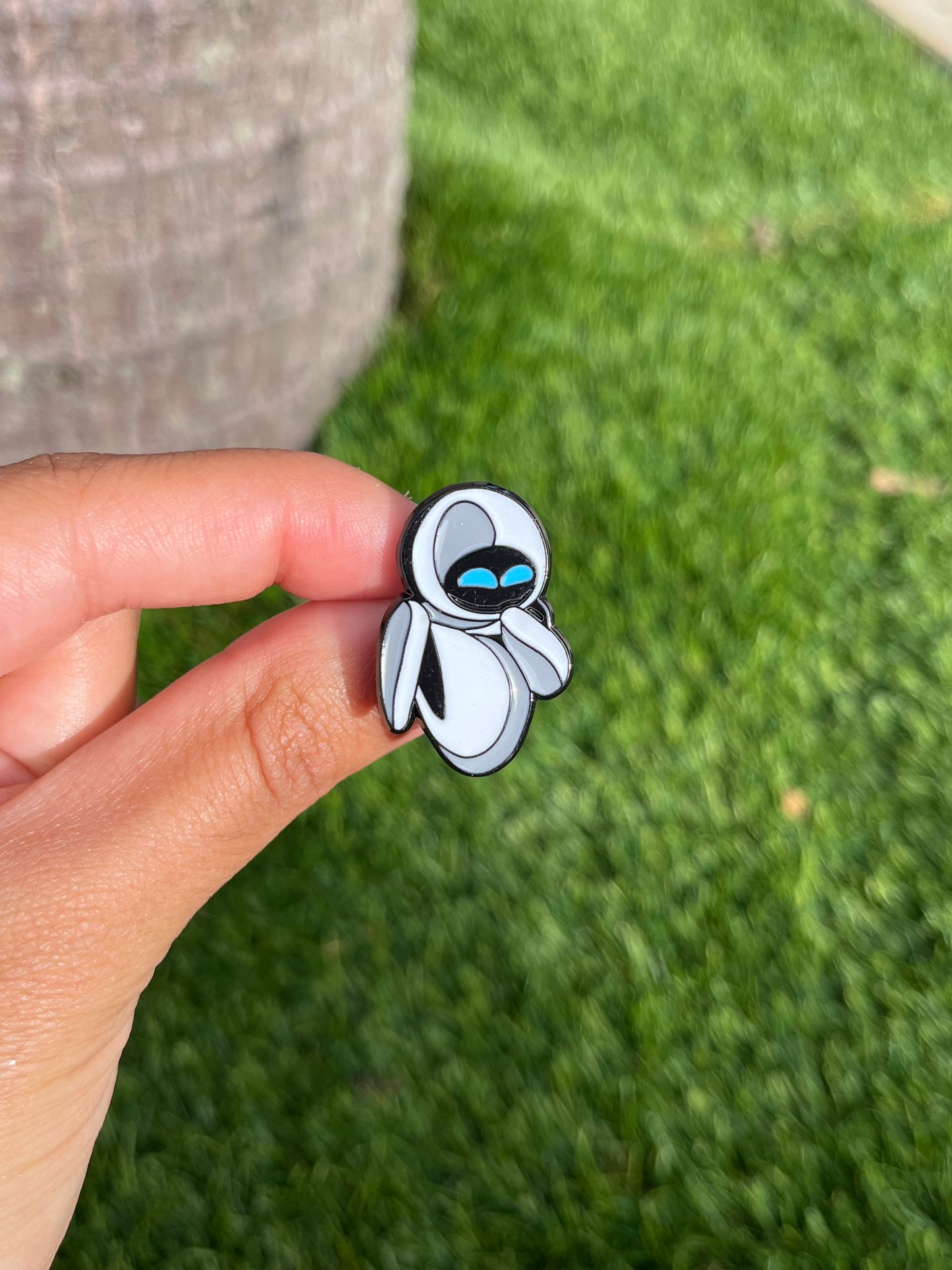 Wall-E & Eva Pin