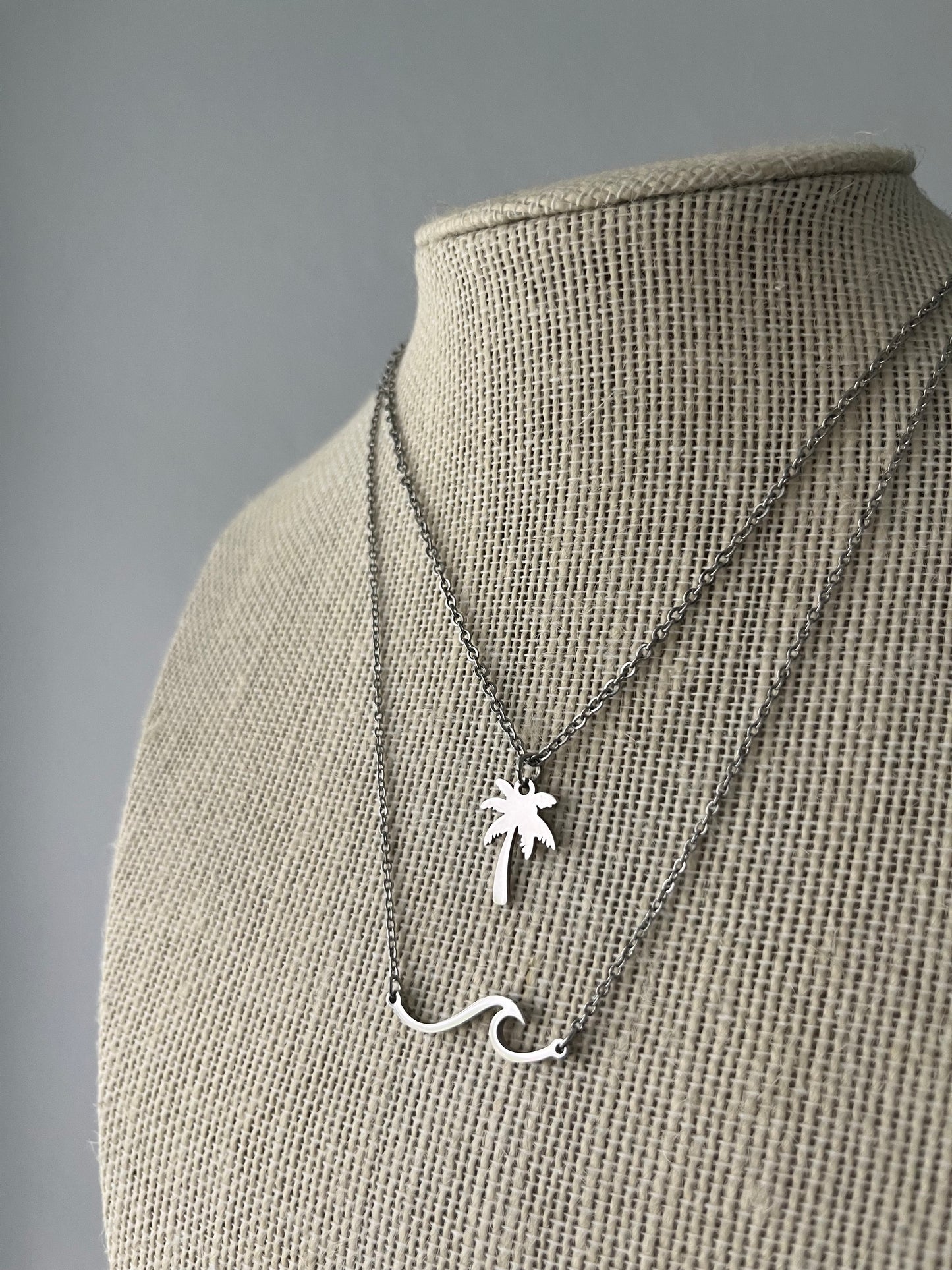 Wave necklace
