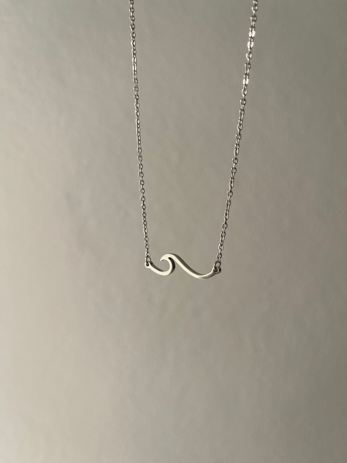 Wave necklace