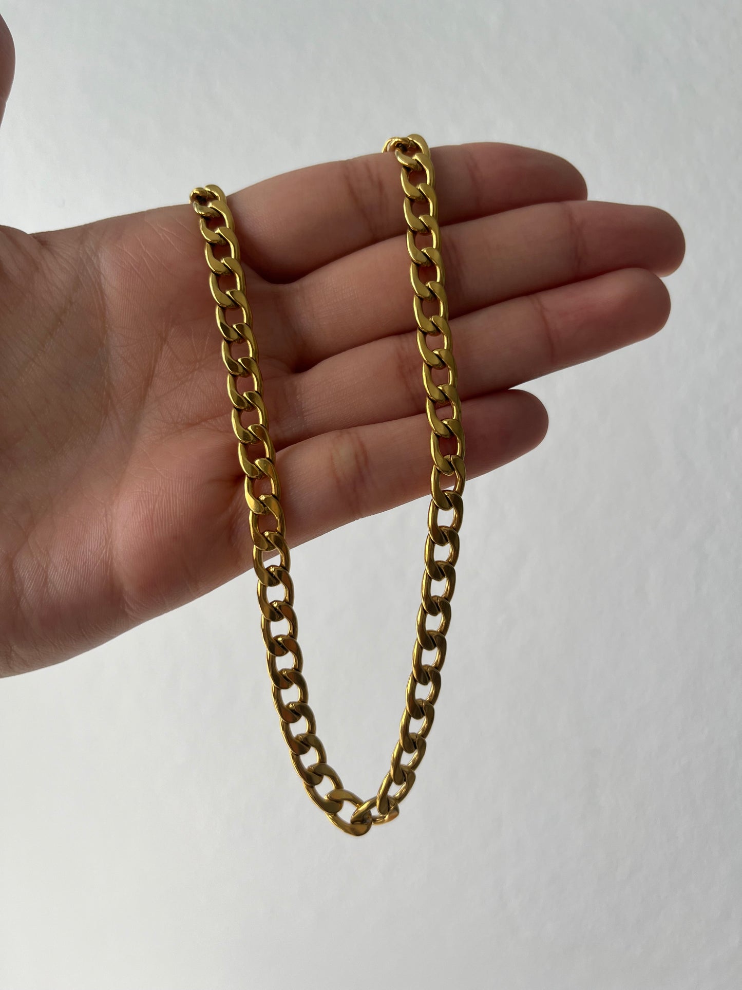 Cubana Chain