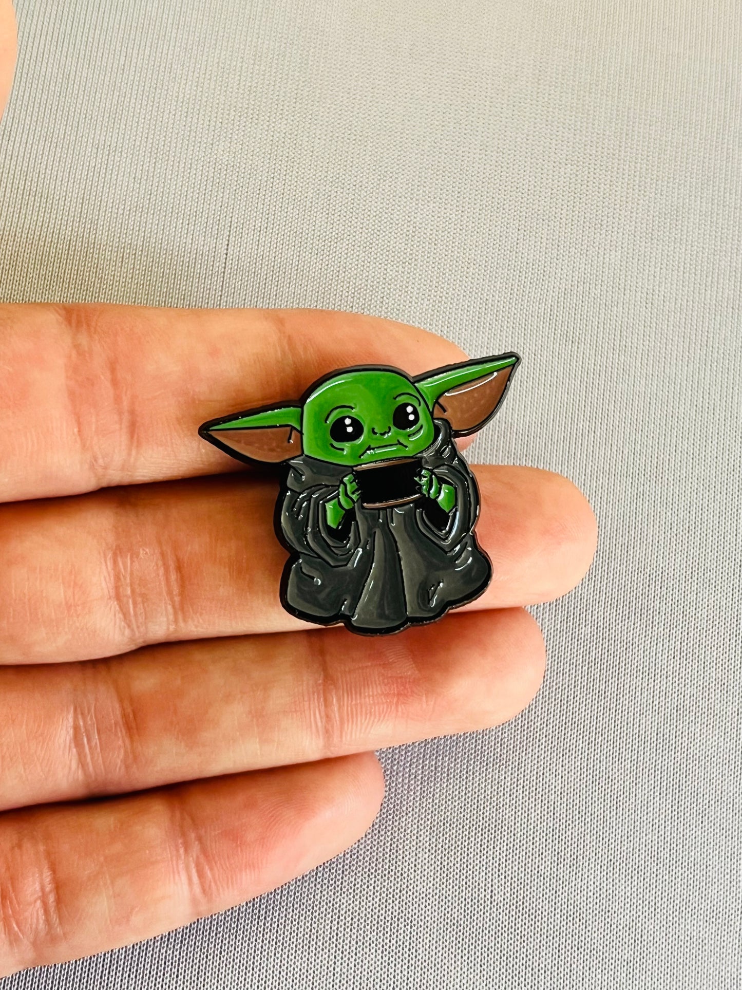 Grogu Pin
