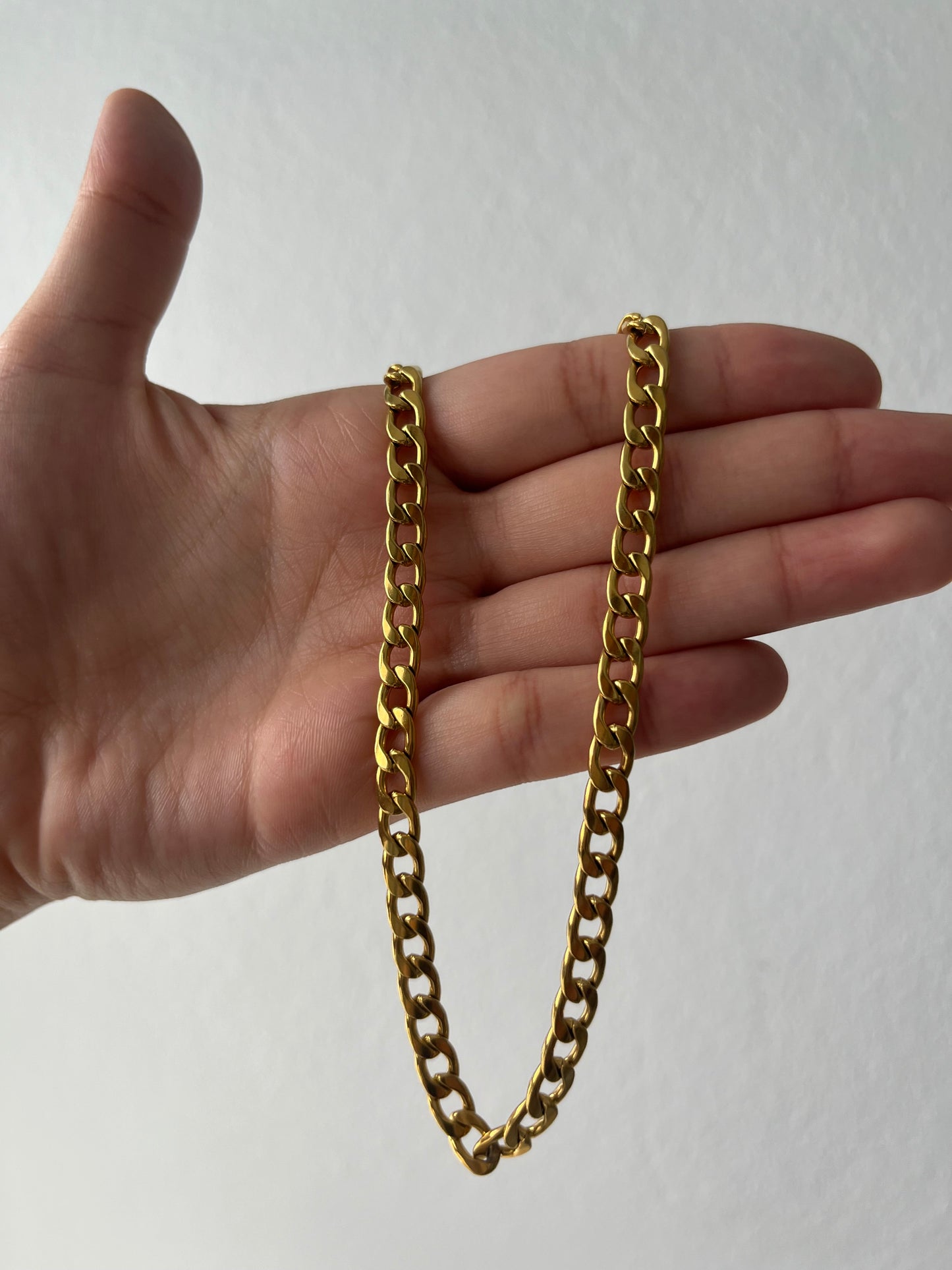 Cubana Chain
