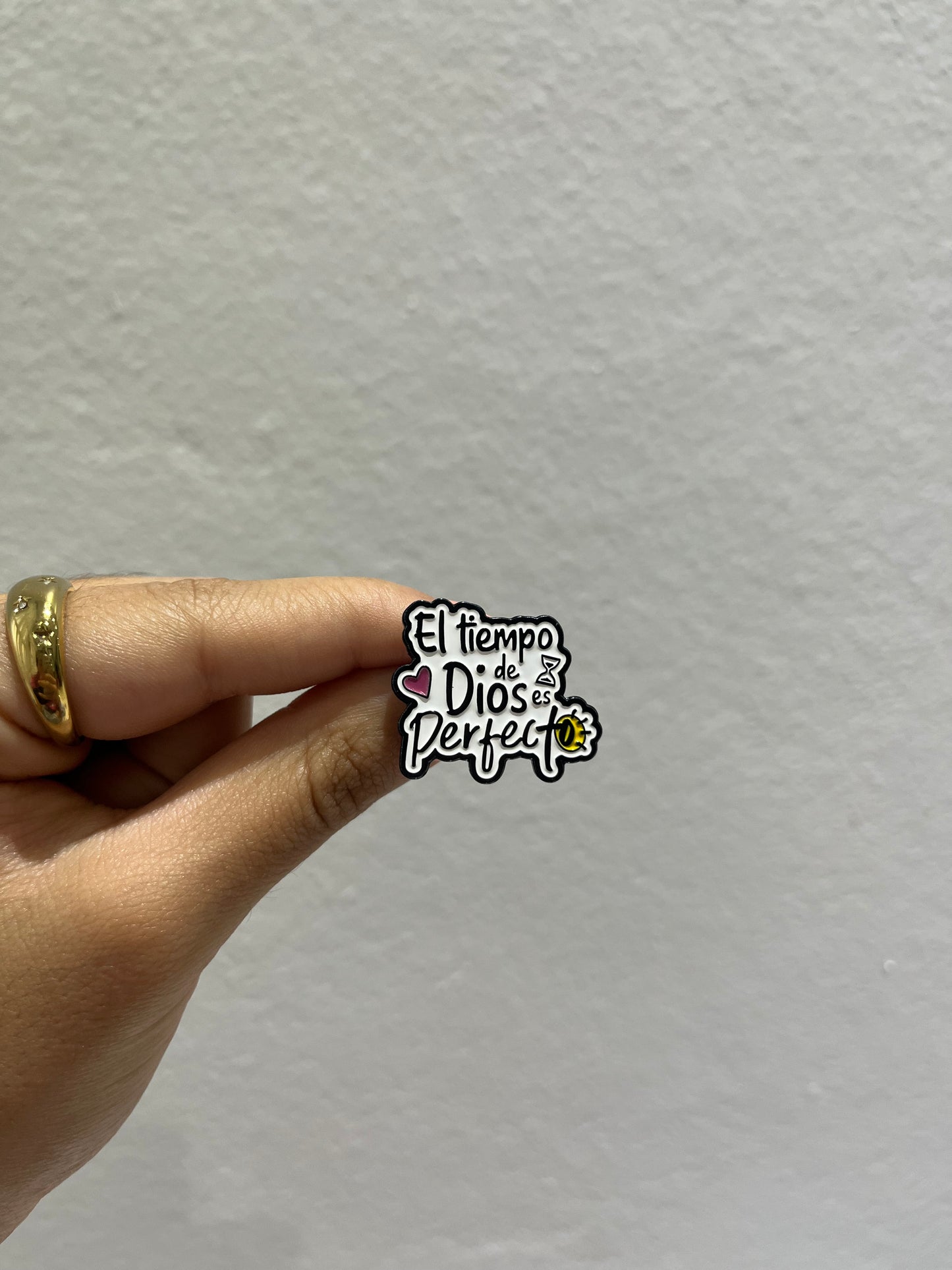 El tiempo de Dios Pin