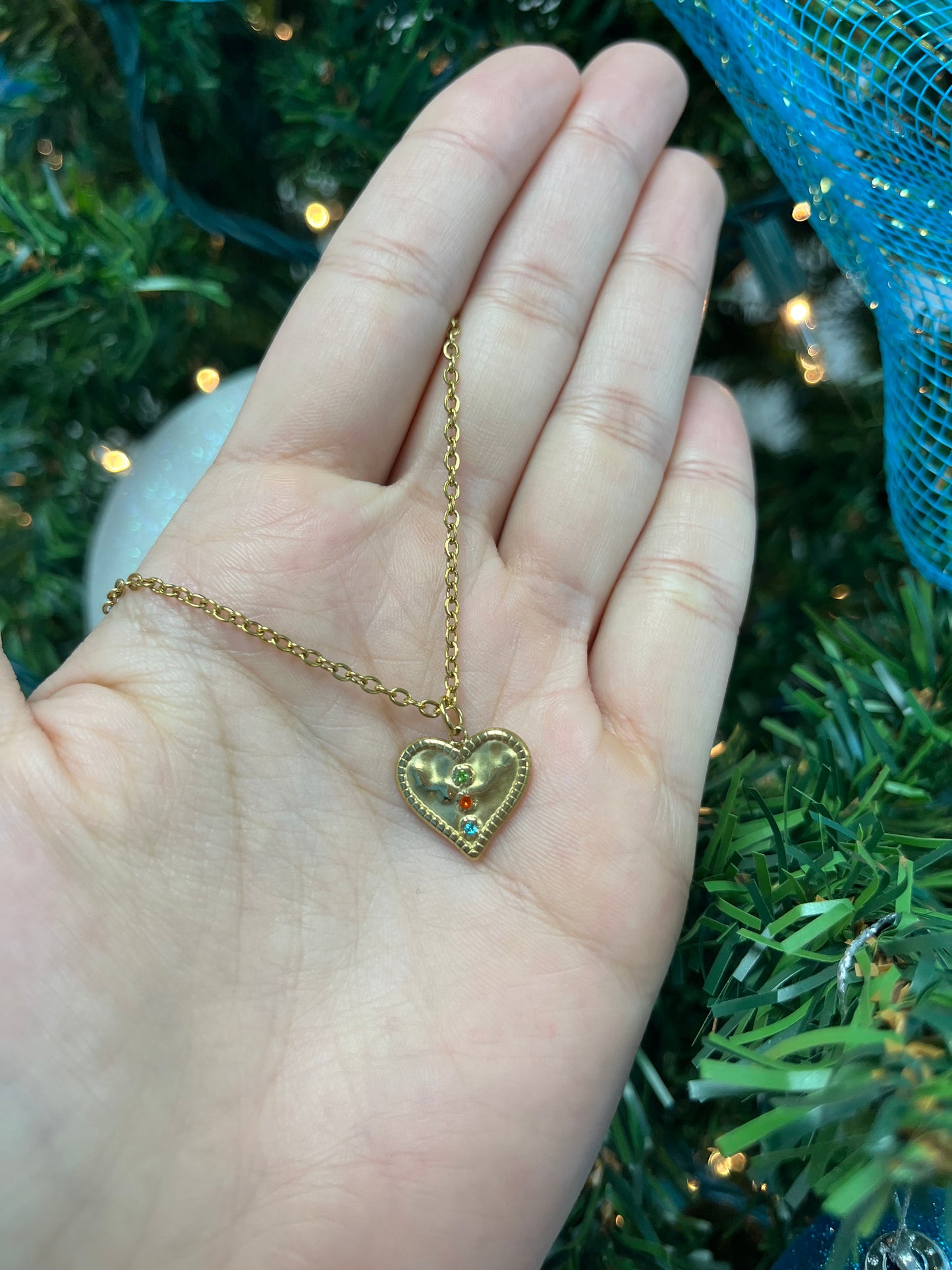3 King Heart Necklace
