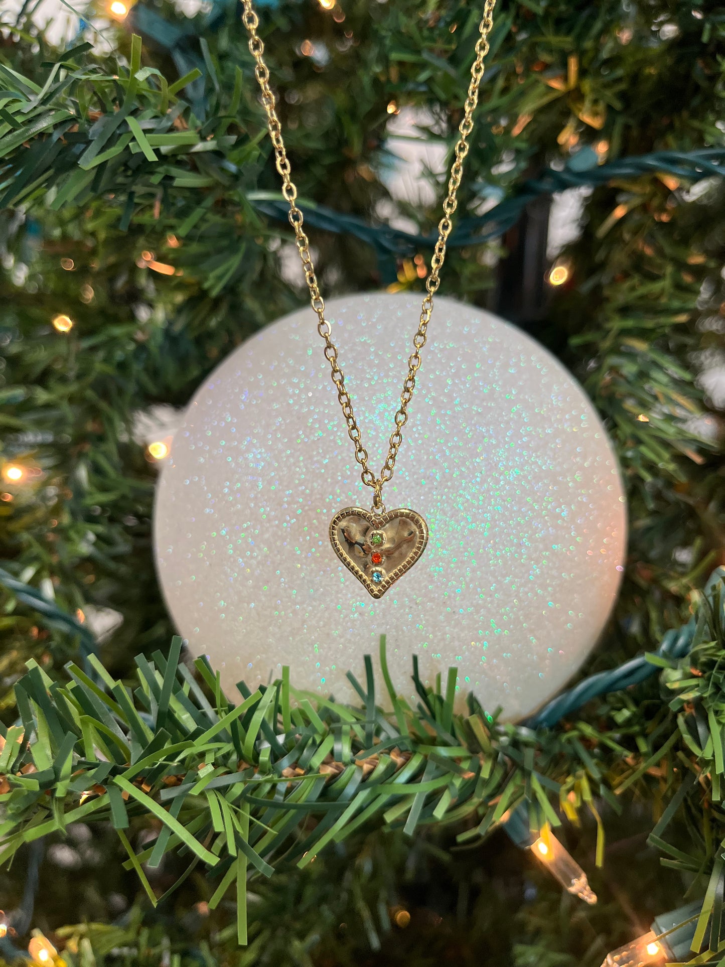 3 King Heart Necklace